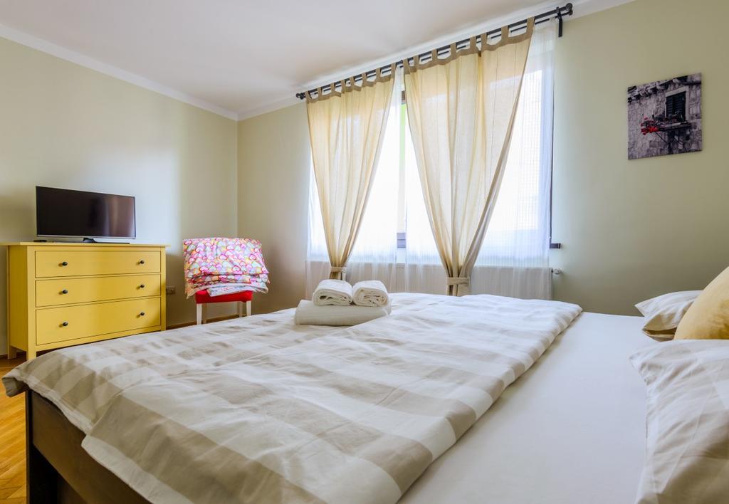 Meno Apartment Sibiu Esterno foto